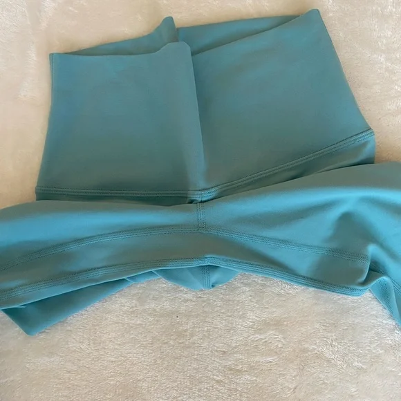 🍋Lululemon Align Tiffany Blue Tidewater Teal💚 - Picture 3 of 6